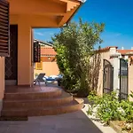 Сasa de vacaciones Ferienvilla Ena By Interhome Pula