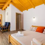 Ferienvilla Ena By Interhome * Pula