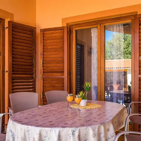 Ferienvilla Ena By Interhome